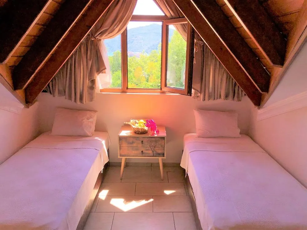 Mesken Hotel Fethiye 3*,