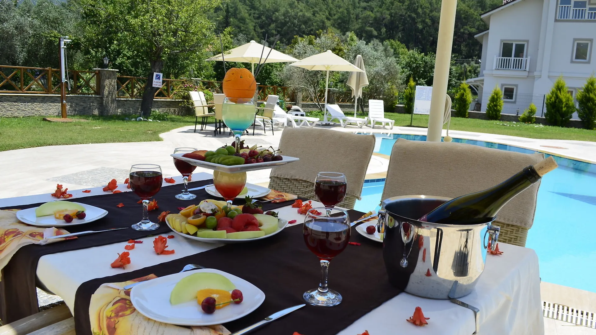 Mesken Hotel Fethiye 3*,